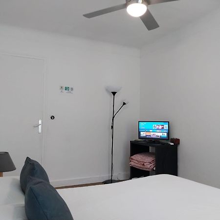 Econmic Room In A Private Apartament Hendaye Exteriör bild