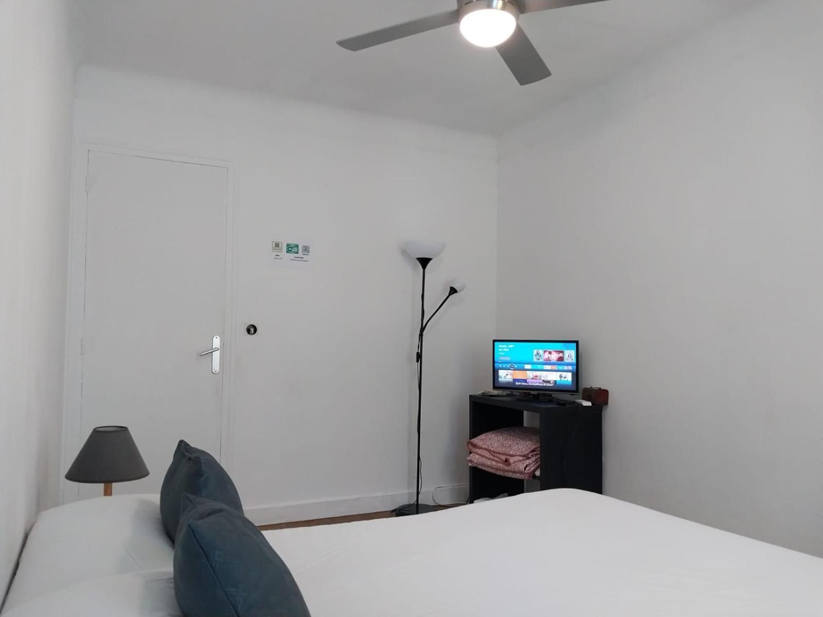Econmic Room In A Private Apartament Hendaye Exteriör bild